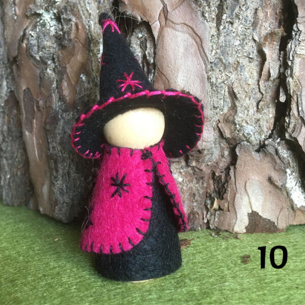 Heksje-10-herfst-herfsttafel-seizoenstafel-antroposofisch-vrijeschool-heks-halloween