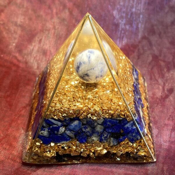 Organiet-piramide-2-Rozenkwarts--shungite-koper- spiritualiteit-edelsteen-spiraal-elektromagnetischestraling .JPG.