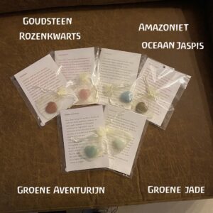 Hartje- edelsteen-goudsteen-amazoniet-rozenkwarts-oceaanjaspis-aventurijn-jade