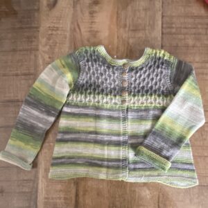 Vestje-groen- handgebreid-2eHands-